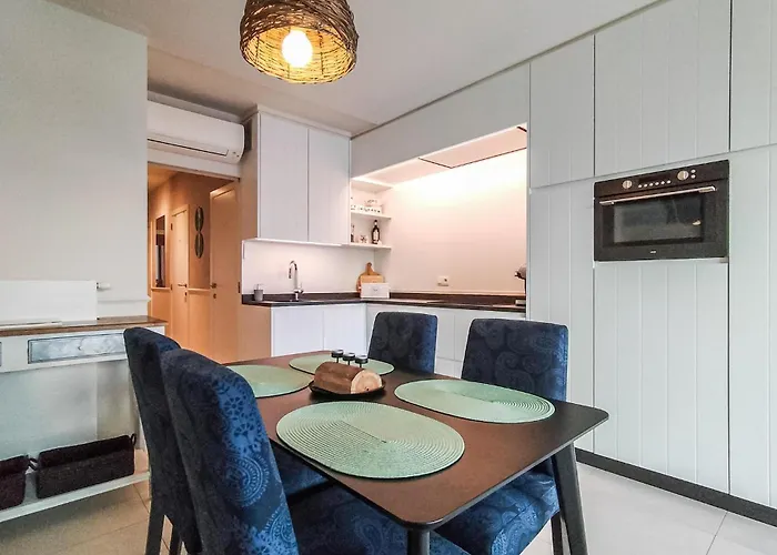 Cozy In With Wifi Apartment